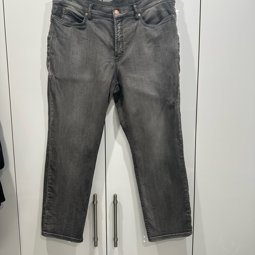 Escada Women's Gray Straight Leg Jeans